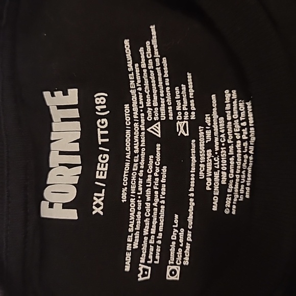 Fortnite boys long sleeve shirt XXL - Picture 3 of 3